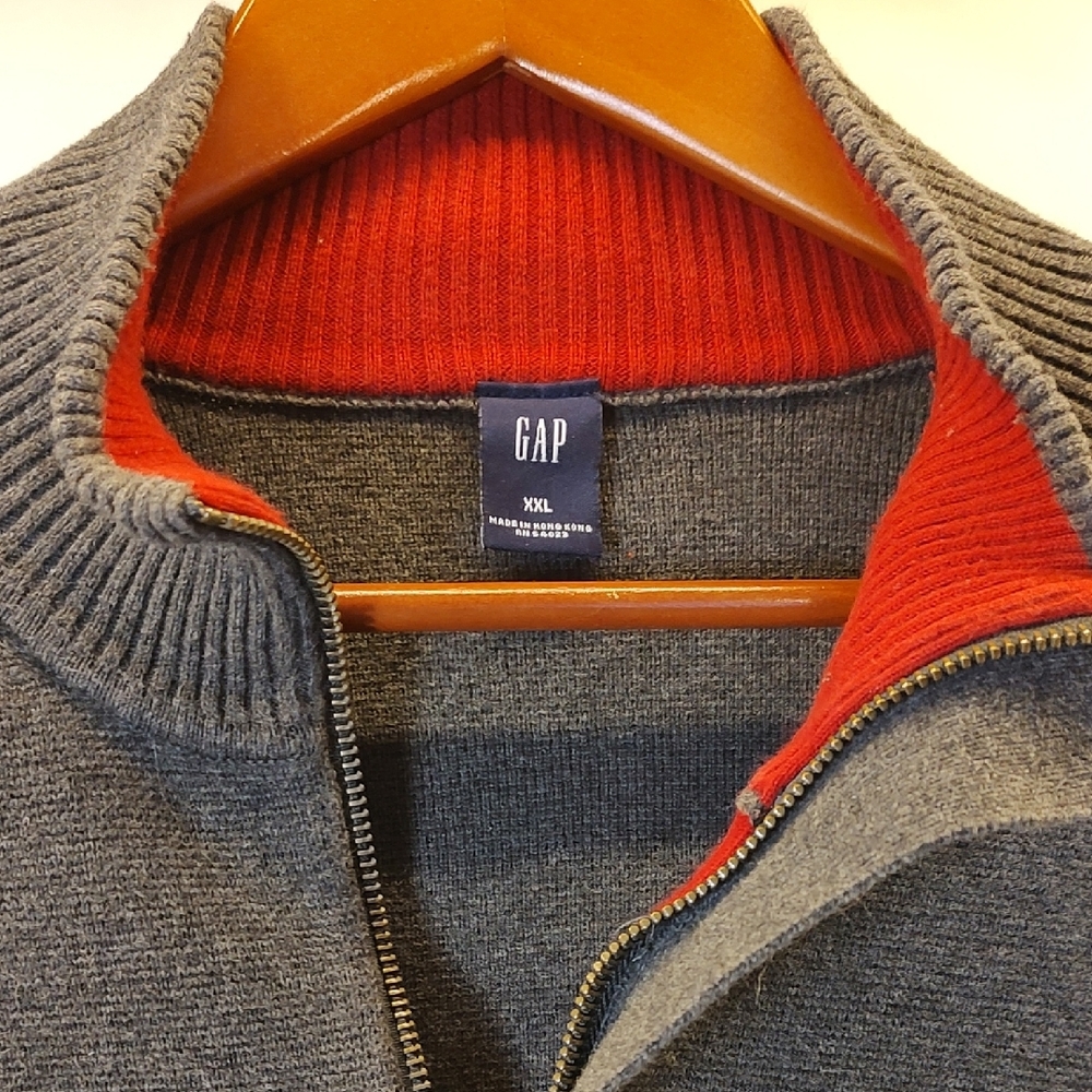 GAP Charcoal Zip-Up Sweater - Picture 6 of 8